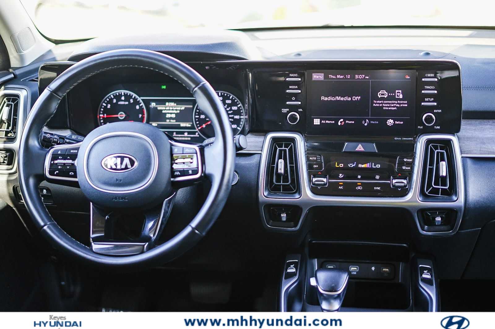 Thumbnail: 2021 Kia Sorento - 11