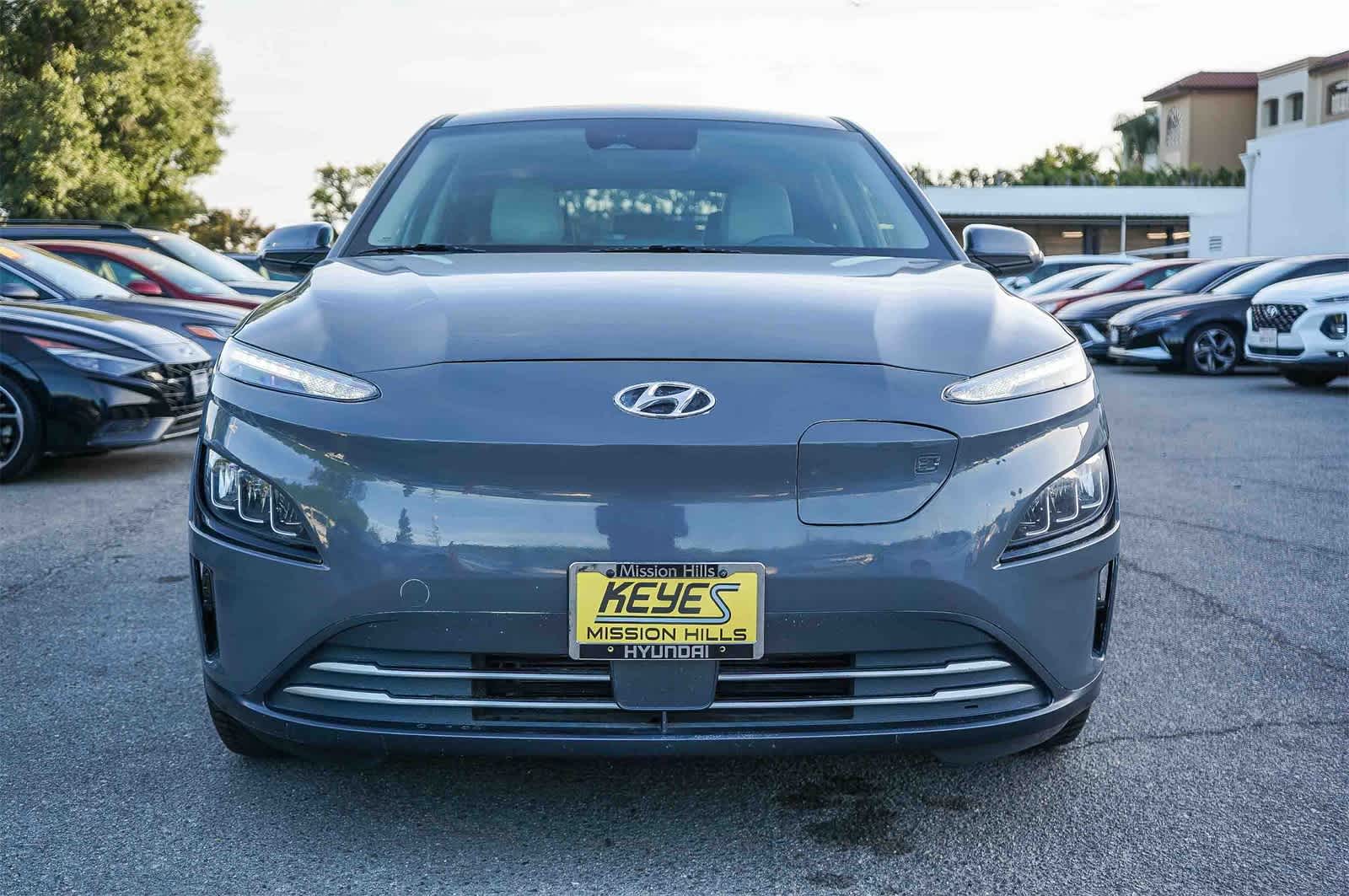 Used 2022 Hyundai Kona EV Limited with VIN KM8K53AGXNU137109 for sale in Los Angeles, CA