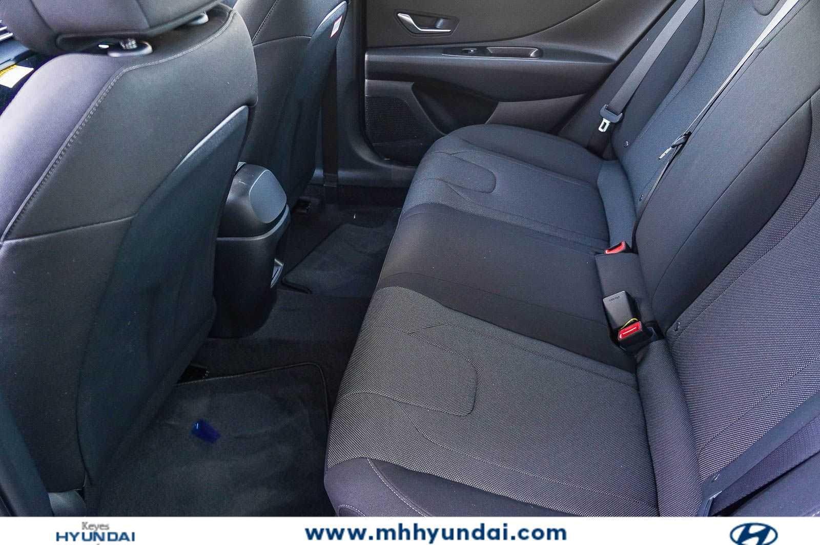 Thumbnail: 2026 Hyundai Elantra - 22