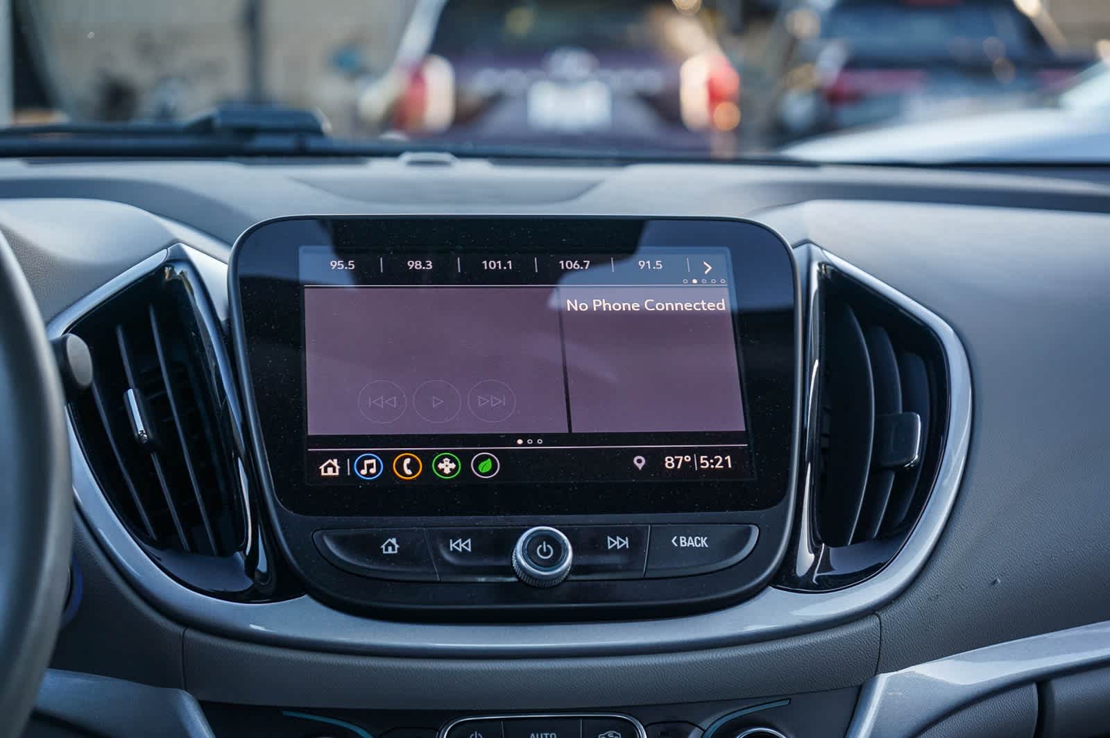 Thumbnail: 2019 Chevrolet Volt - 14