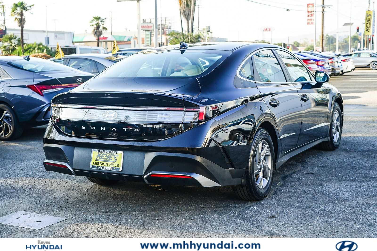 Thumbnail: 2025 Hyundai Sonata - 4