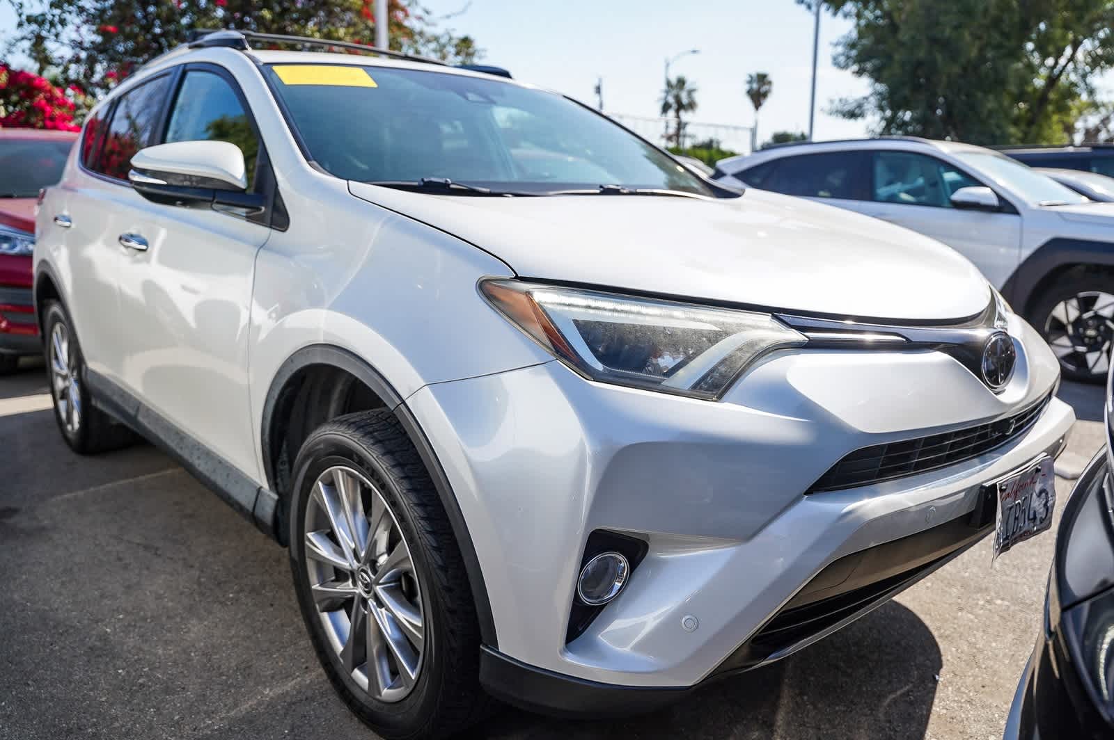 Thumbnail: 2018 Toyota RAV4 - 2