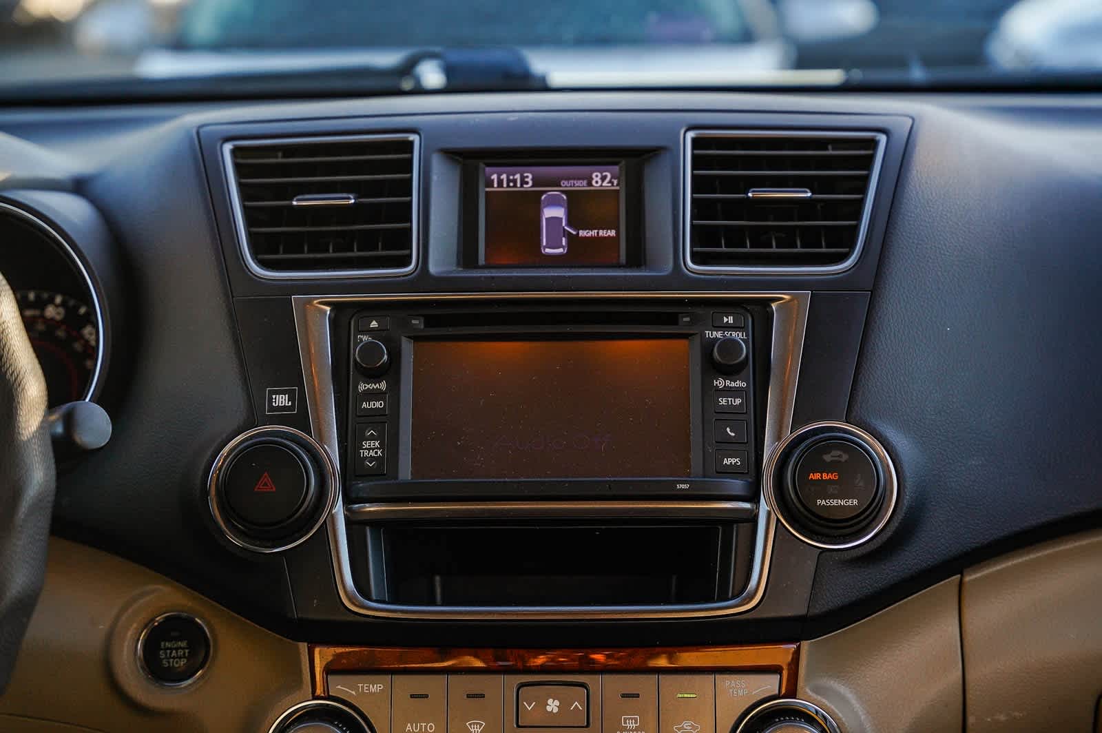 Thumbnail: 2013 Toyota Highlander - 14