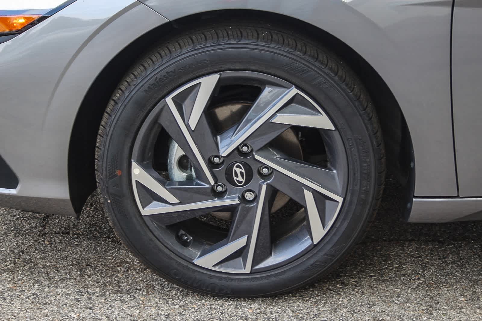 Thumbnail: 2025 Hyundai Elantra - 6