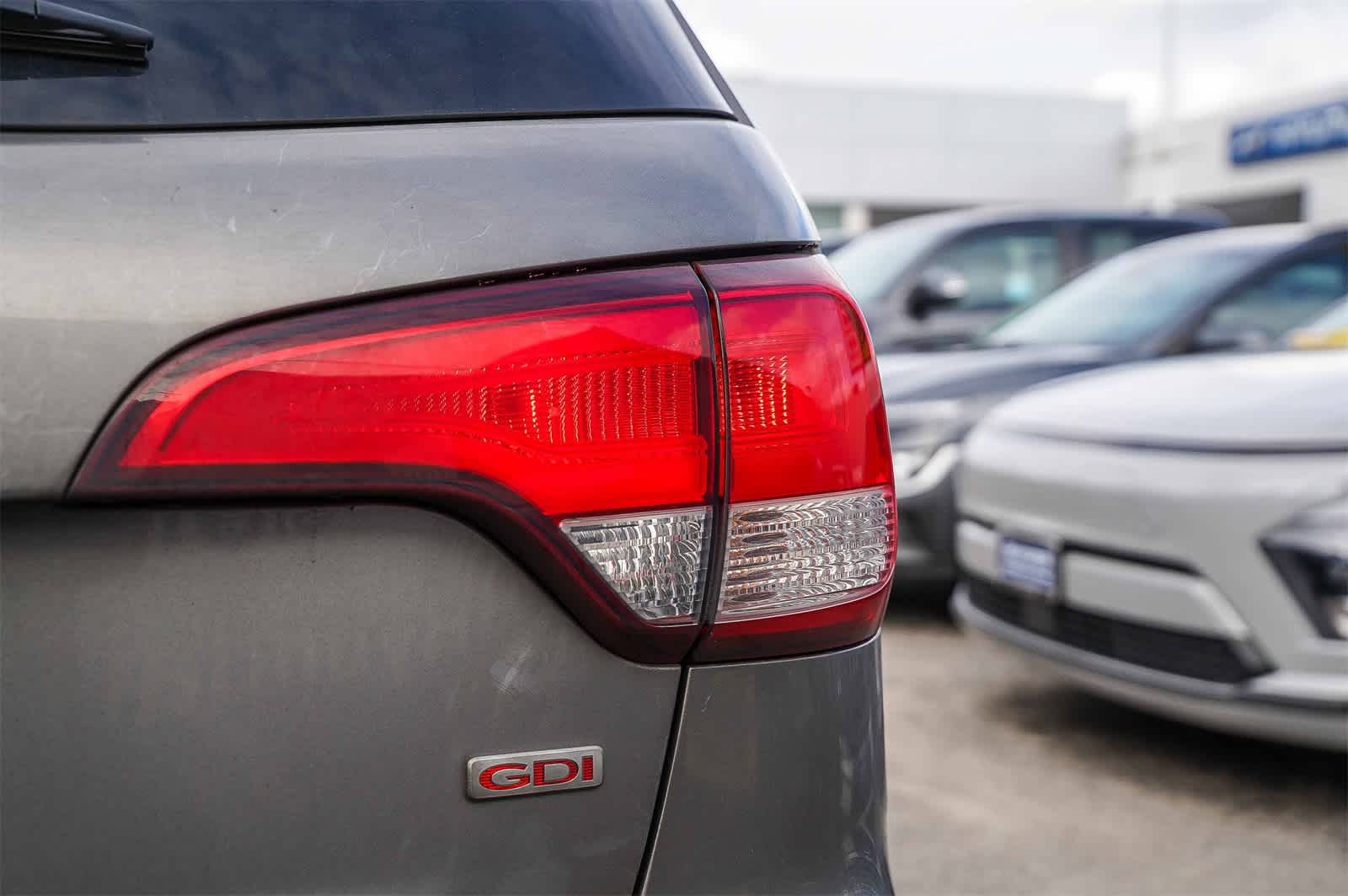 Thumbnail: 2015 Kia Sorento - 11