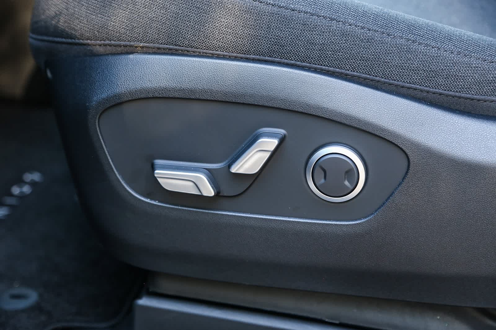 Thumbnail: 2026 Hyundai Ioniq - 22