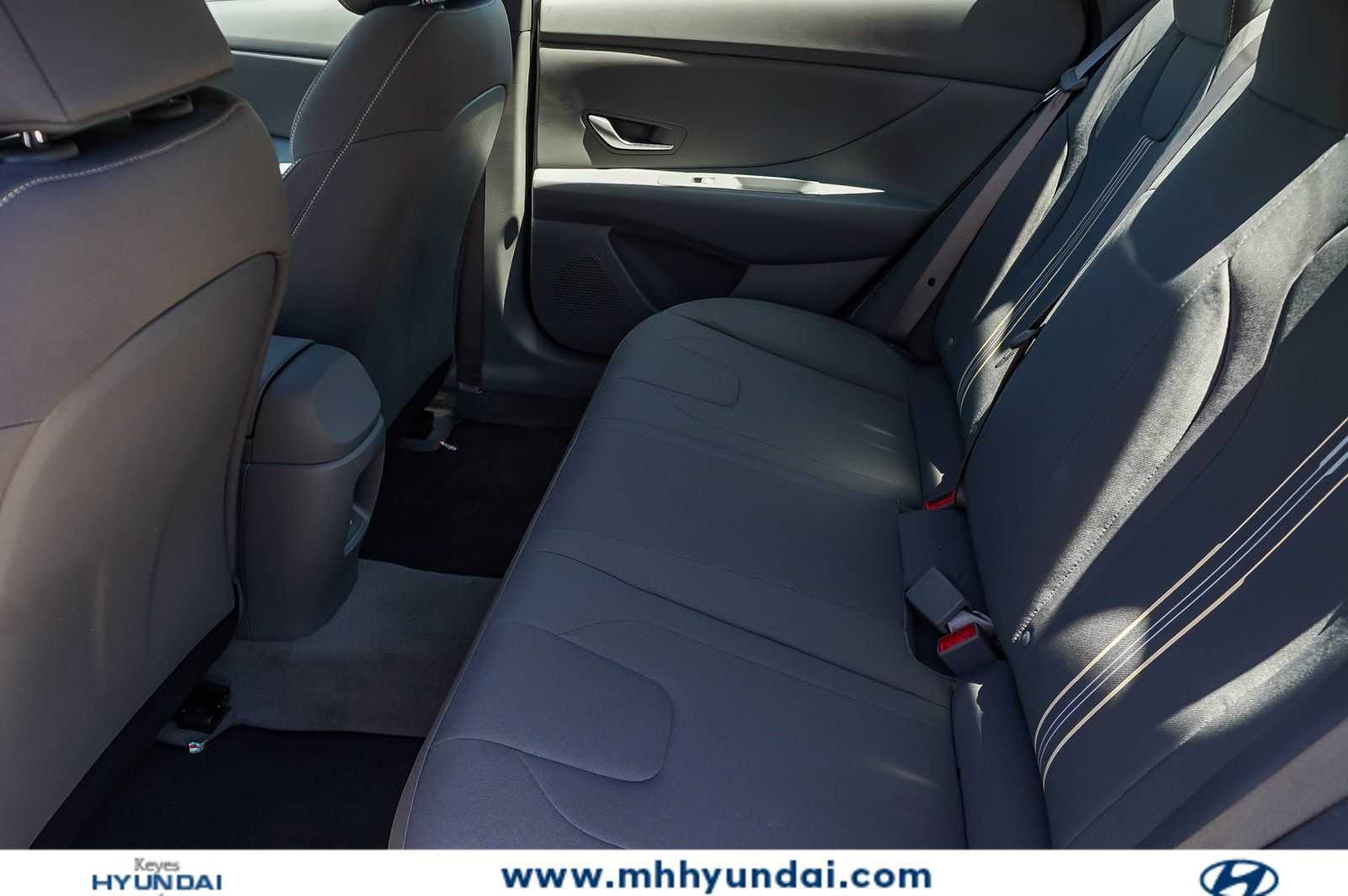 Thumbnail: 2026 Hyundai Elantra - 22