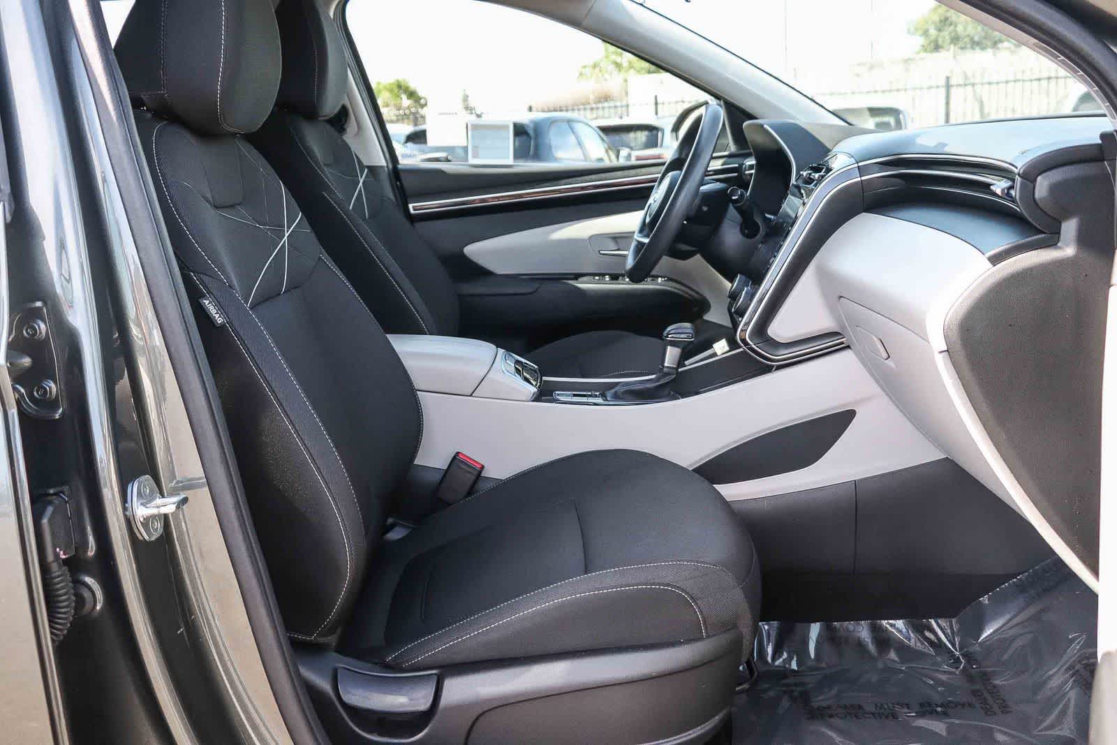 Thumbnail: 2022 Hyundai Tucson - 15