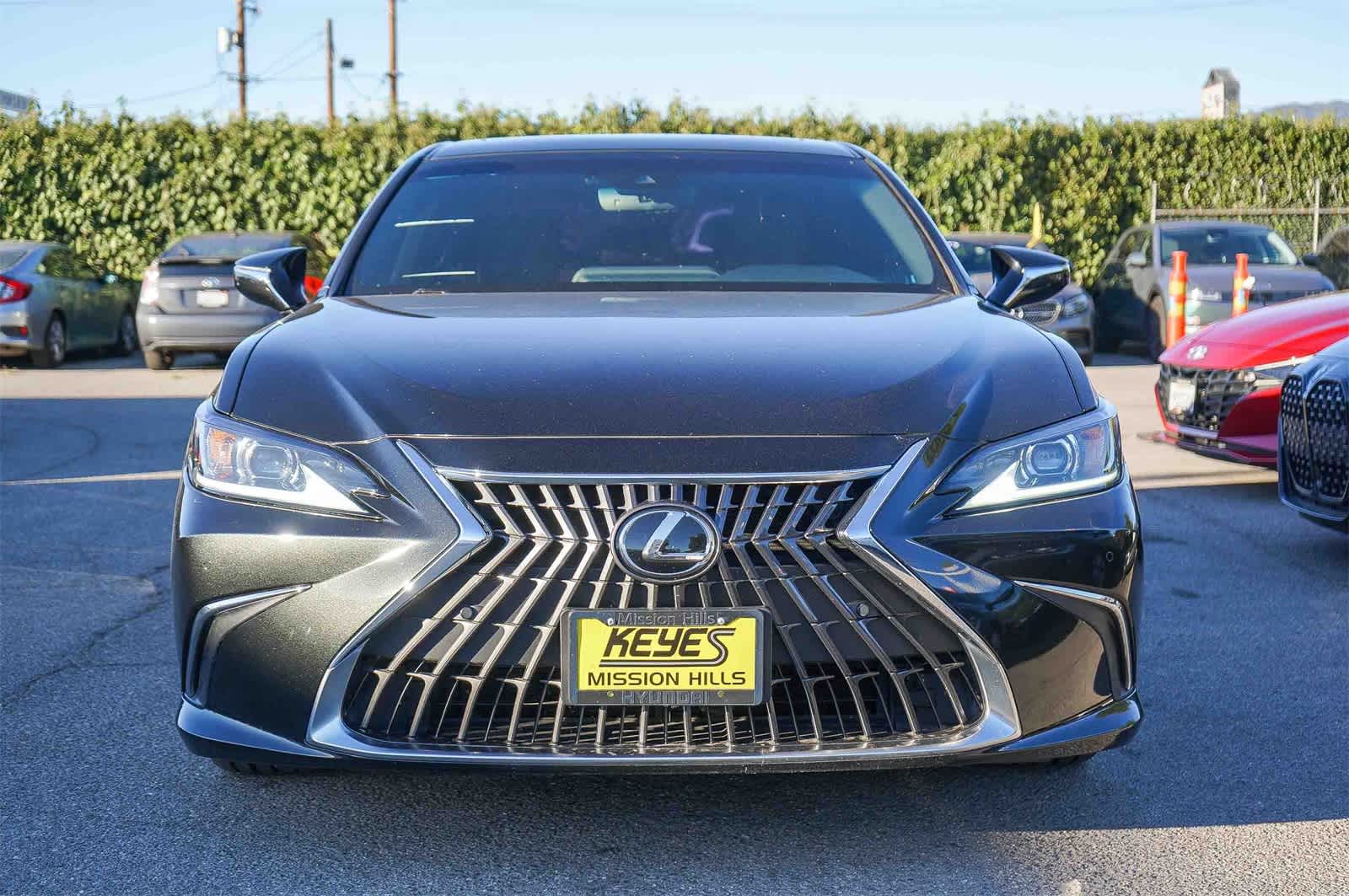 Thumbnail: 2023 Lexus ES - 2