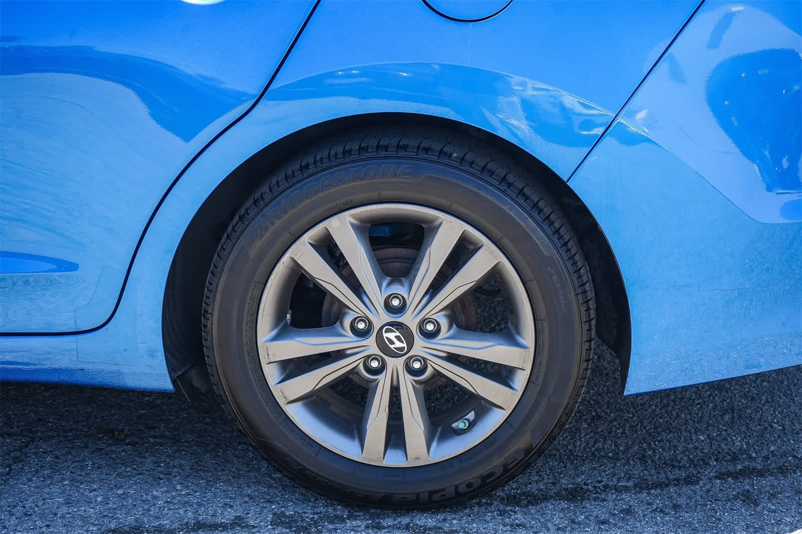 Thumbnail: 2017 Hyundai Elantra - 14