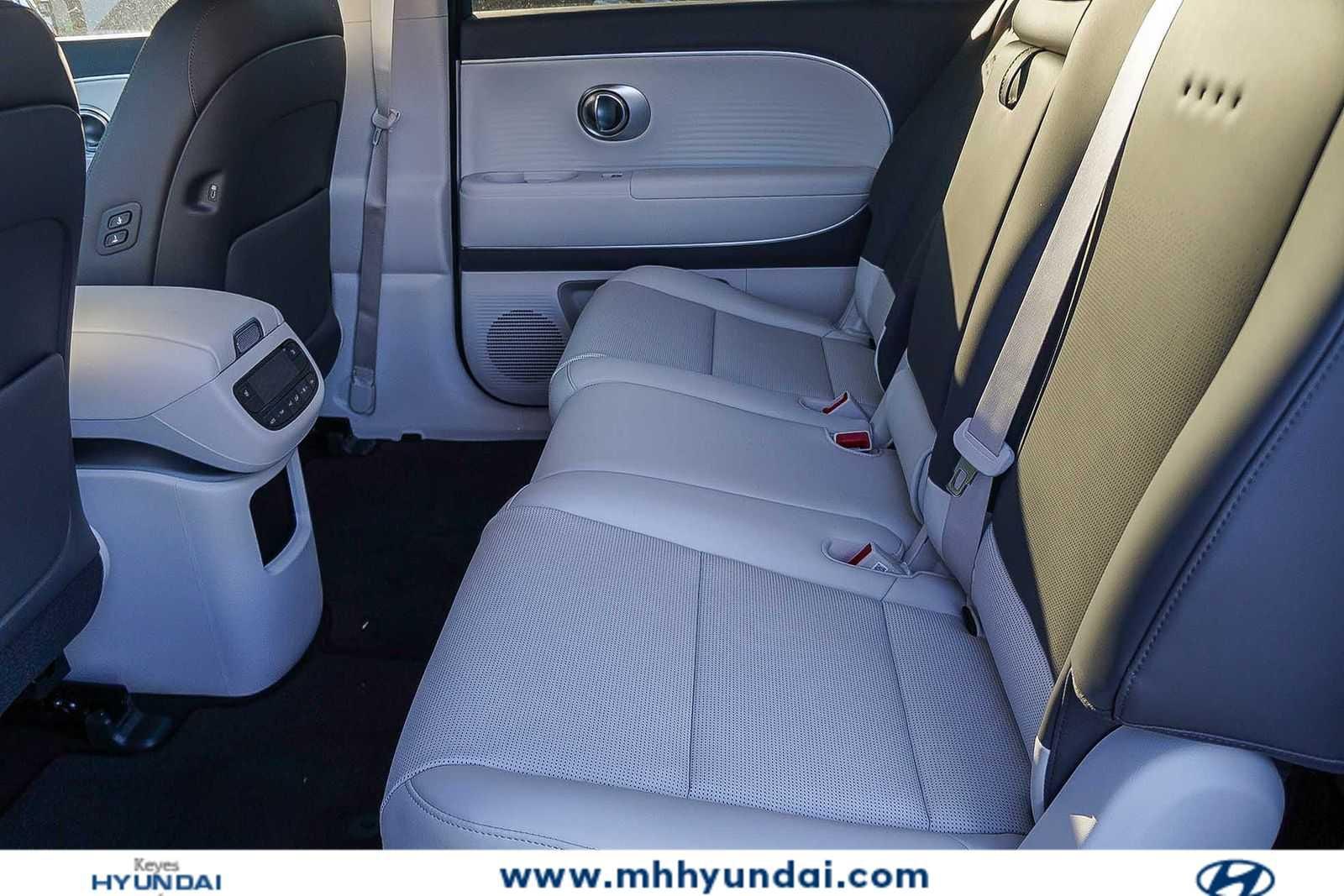 Thumbnail: 2026 Hyundai Ioniq - 18