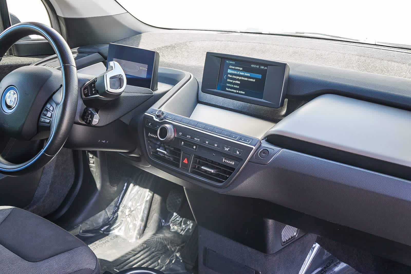Thumbnail: 2019 BMW i3 - 13