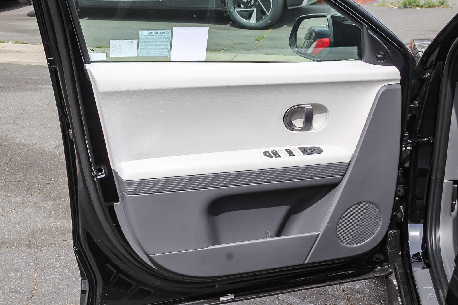 2025 Hyundai Ioniq 5 SEL 23