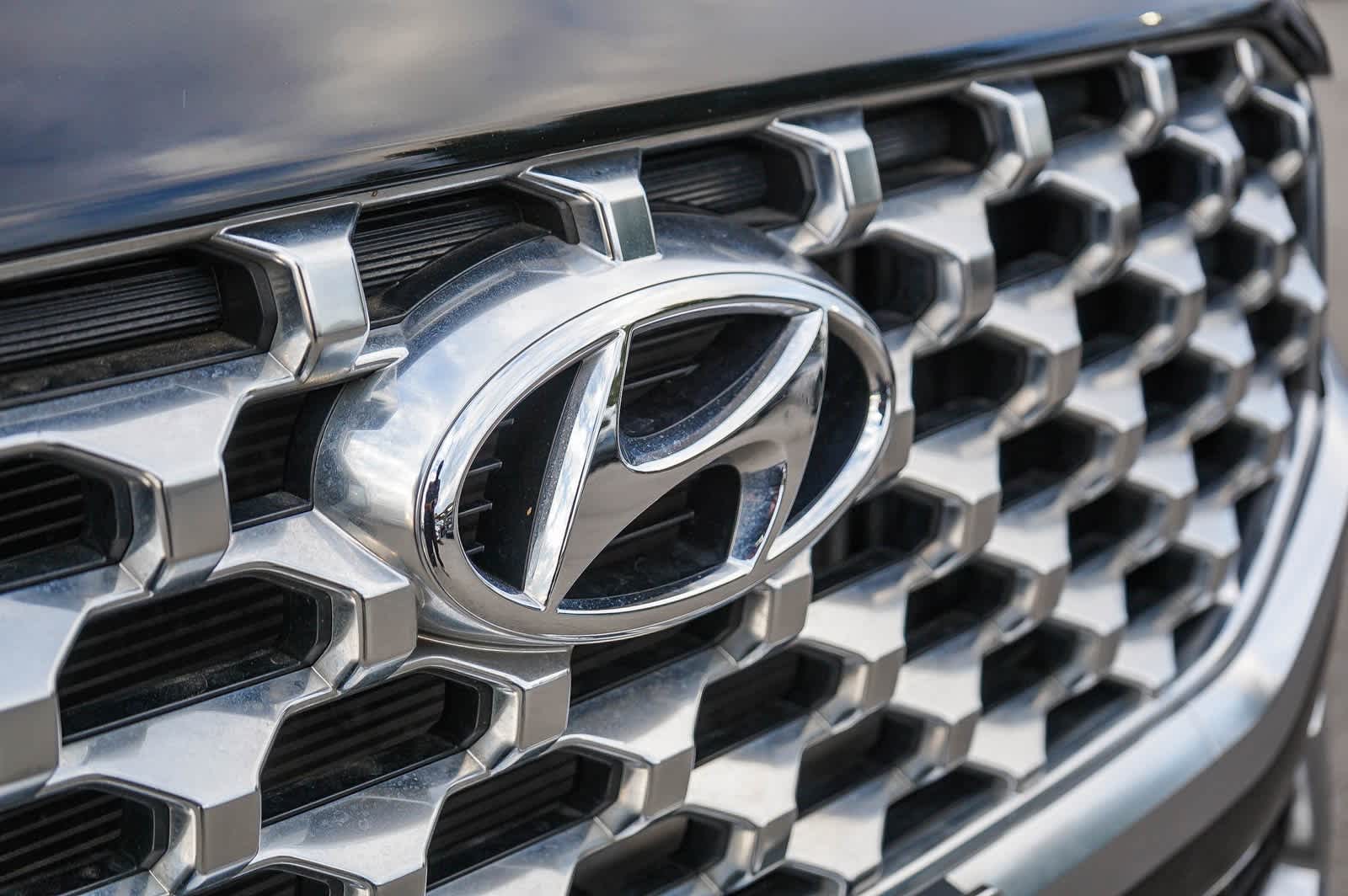 Thumbnail: 2022 Hyundai Santa Fe - 11