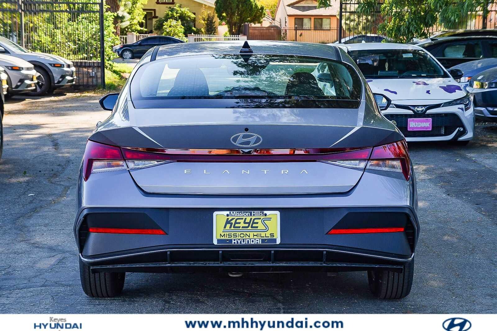 Thumbnail: 2026 Hyundai Elantra - 5
