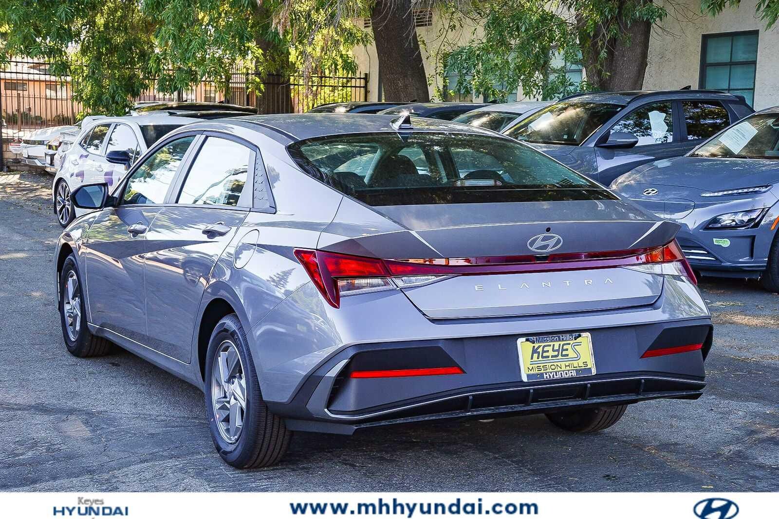 Thumbnail: 2026 Hyundai Elantra - 6