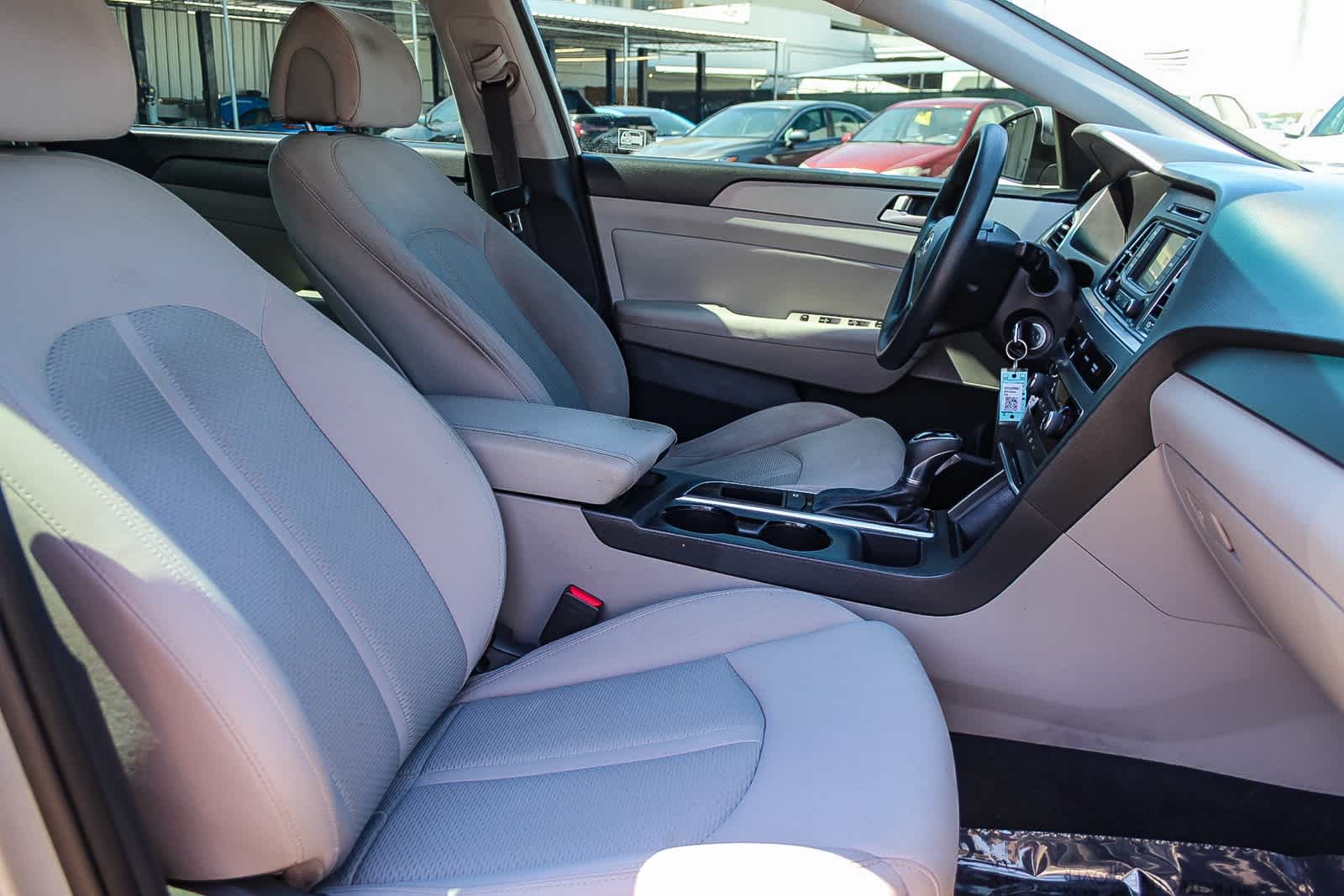 Thumbnail: 2015 Hyundai Sonata - 13