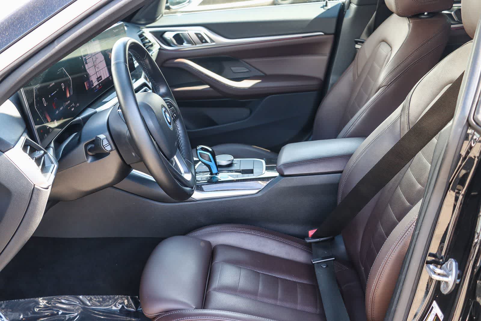 Thumbnail: 2023 BMW i4 - 17