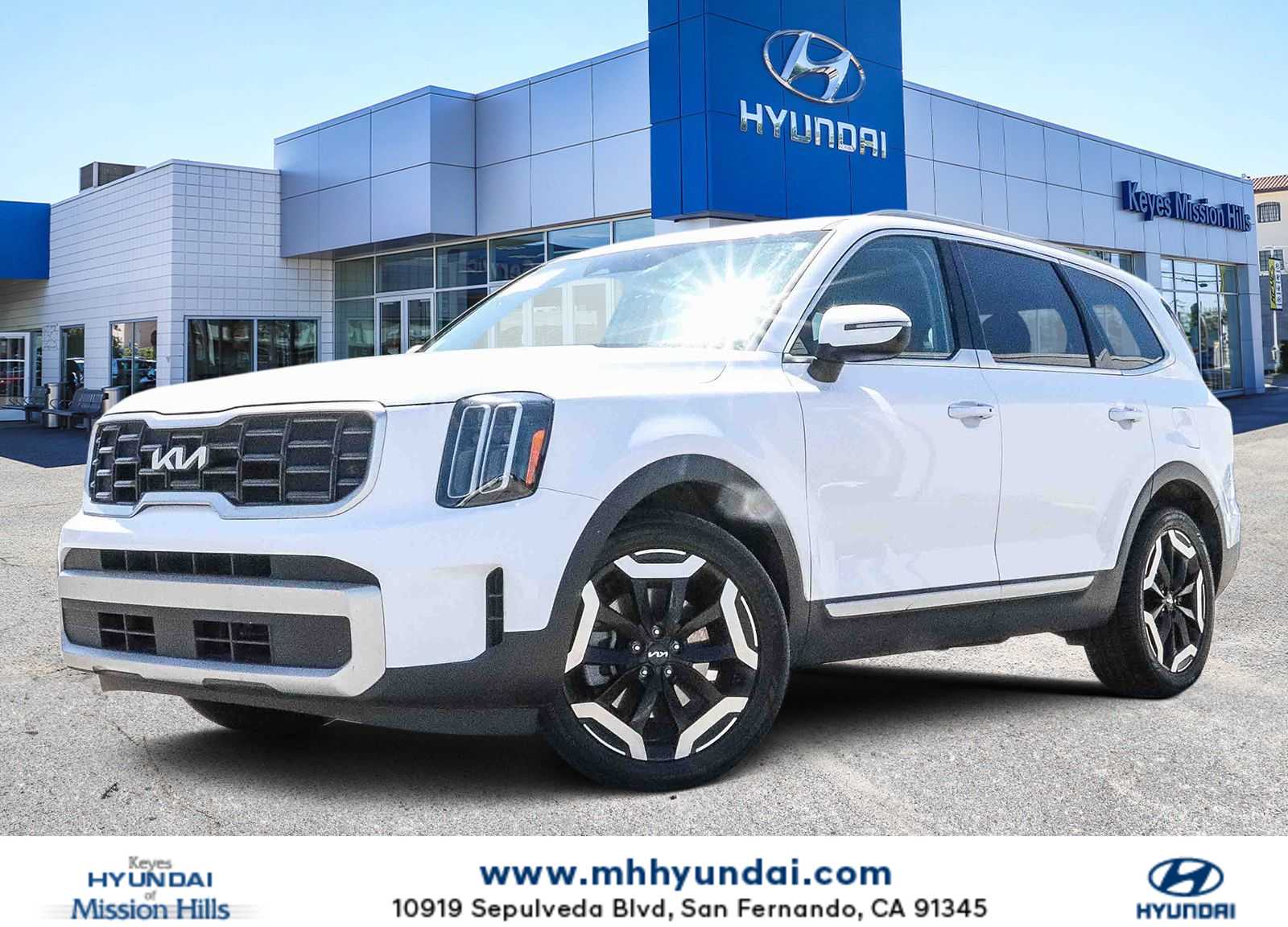 Thumbnail: 2023 Kia Telluride - 1