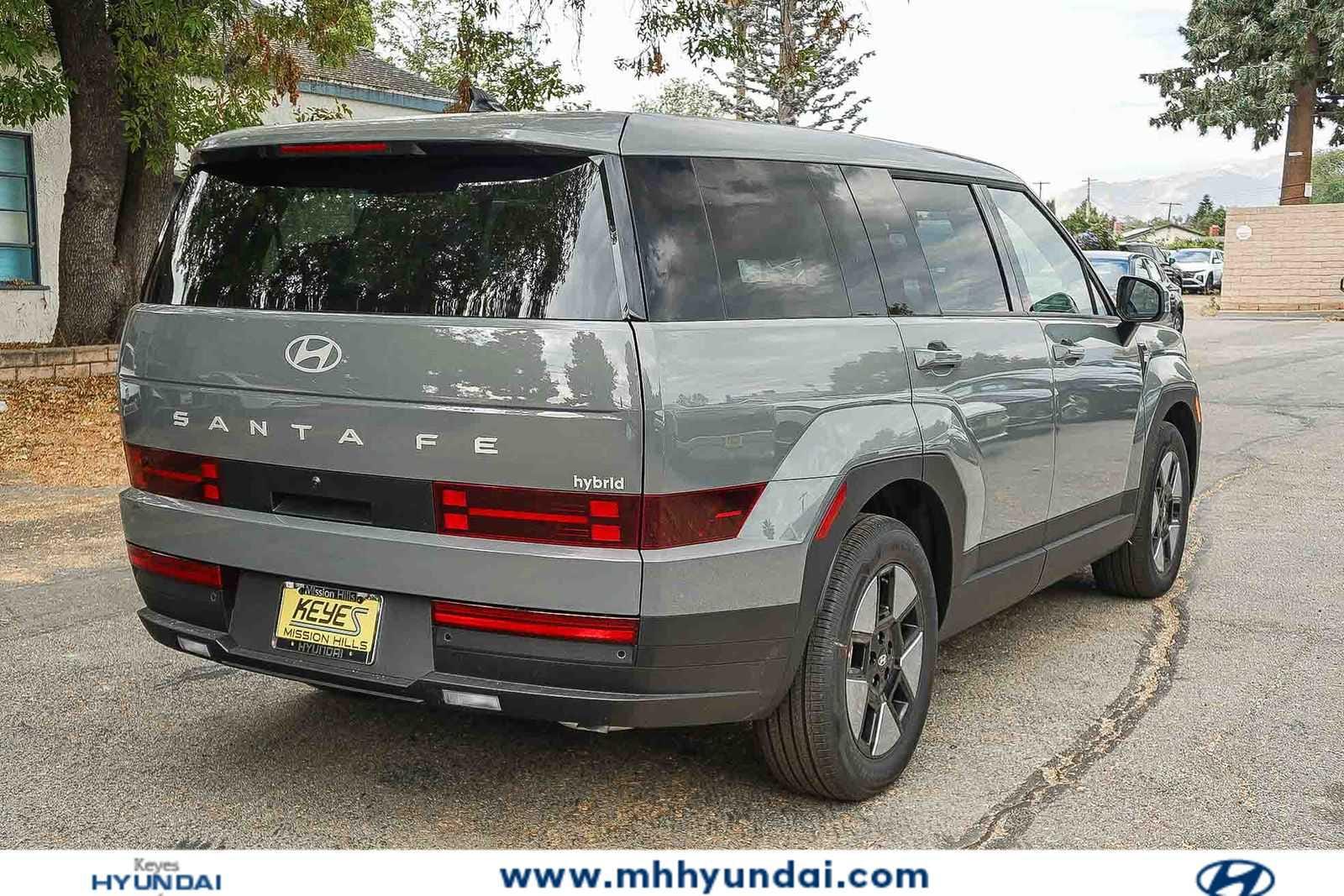 Thumbnail: 2026 Hyundai Santa Fe - 4