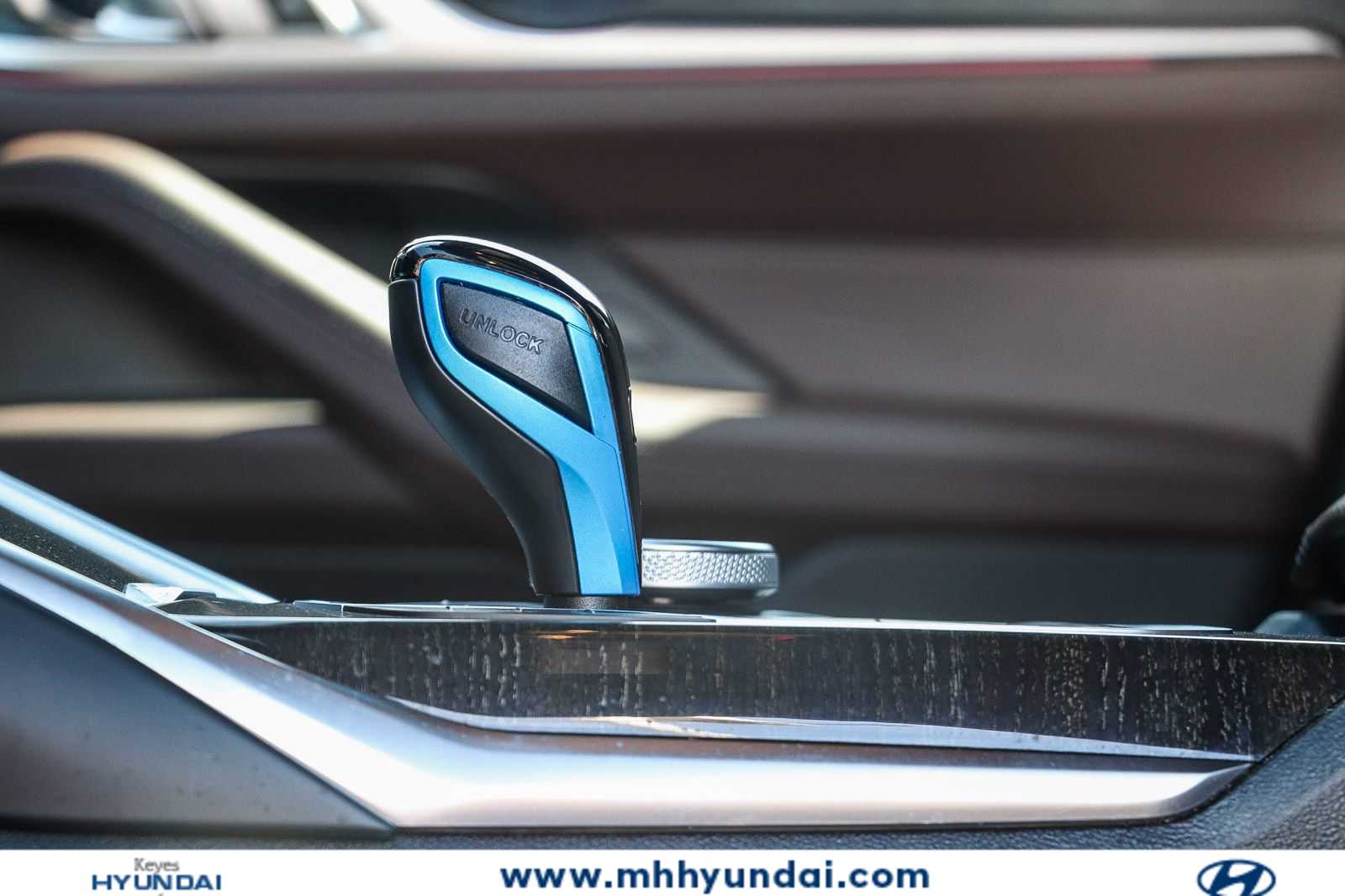 Thumbnail: 2023 BMW i4 - 18