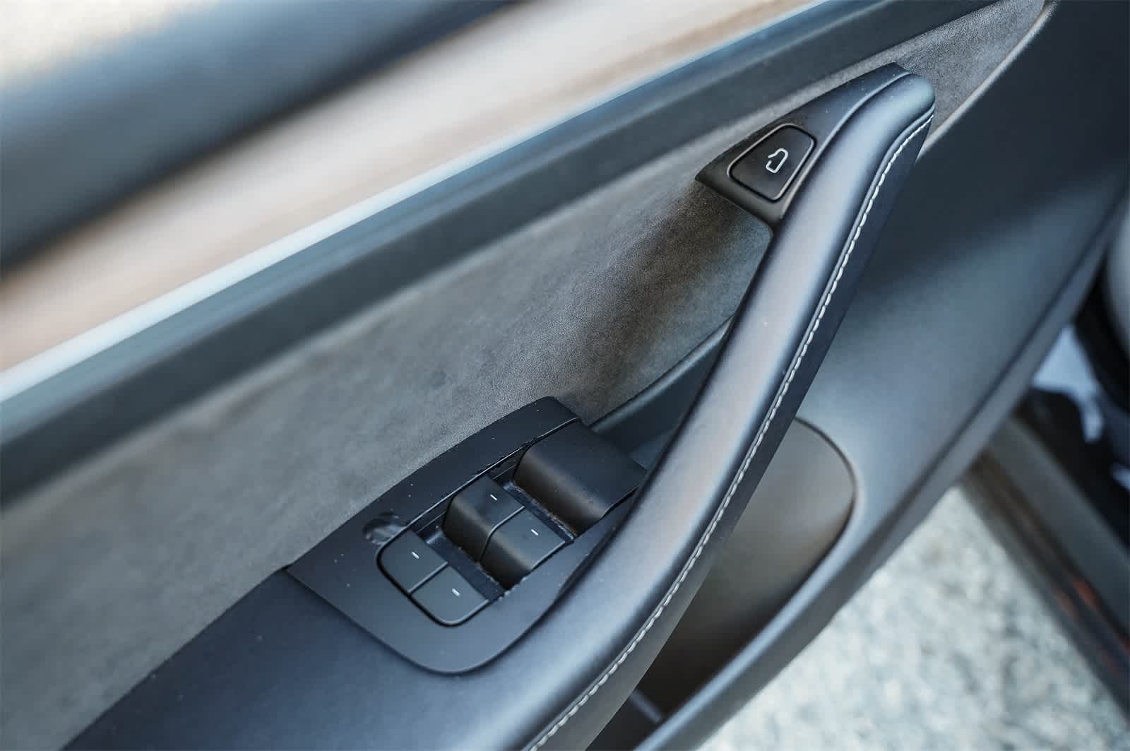 Thumbnail: 2022 Tesla Model 3 - 19