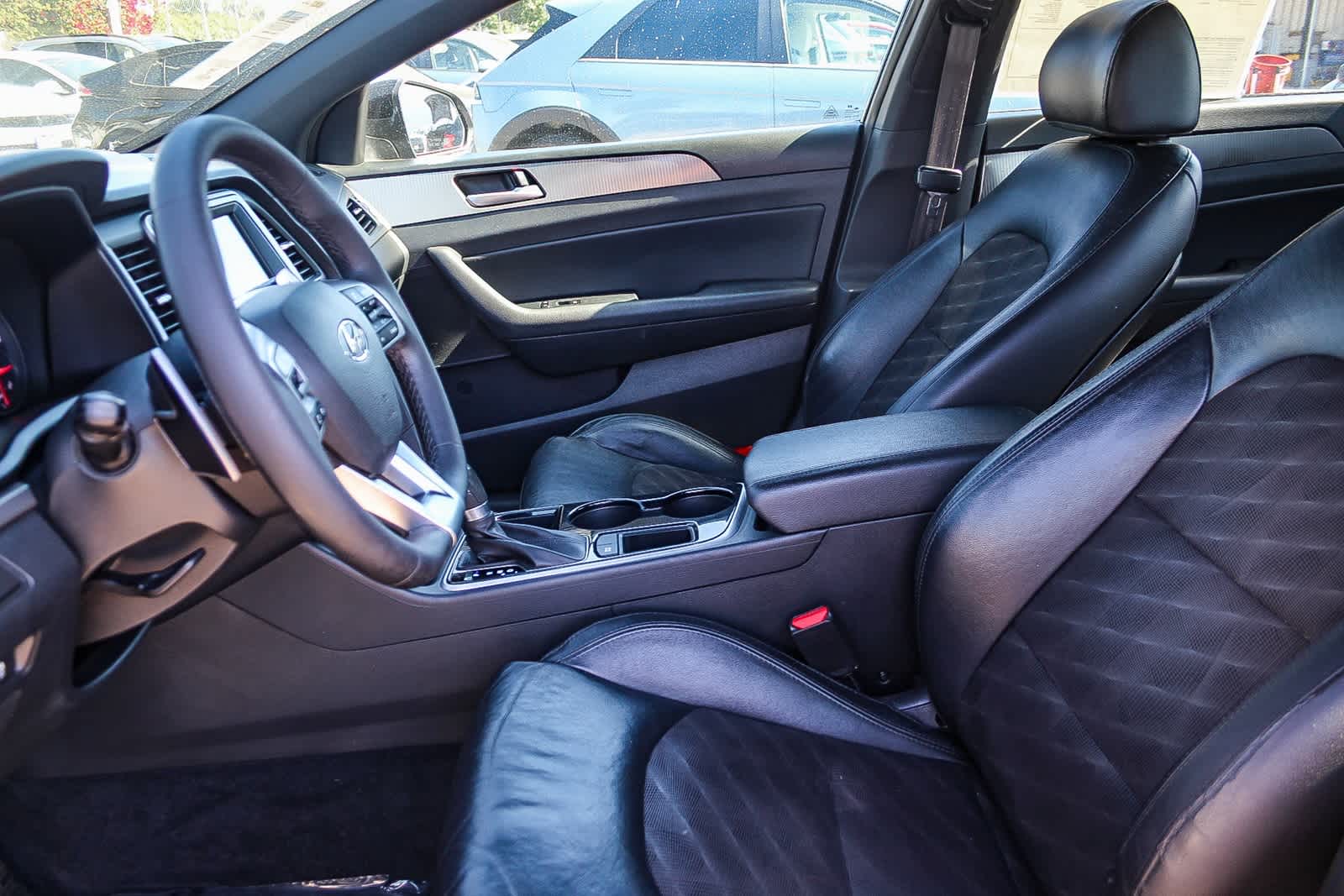 Thumbnail: 2019 Hyundai Sonata - 14