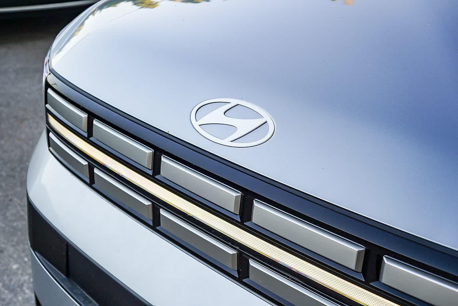 Thumbnail: 2026 Hyundai Santa Fe - 9