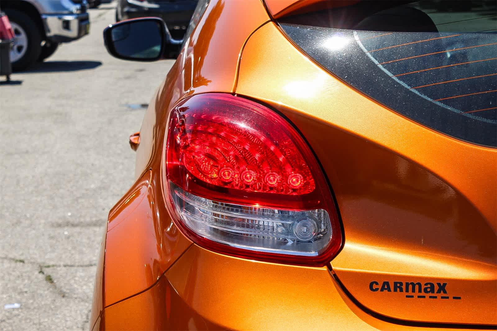 Thumbnail: 2016 Hyundai Veloster - 7