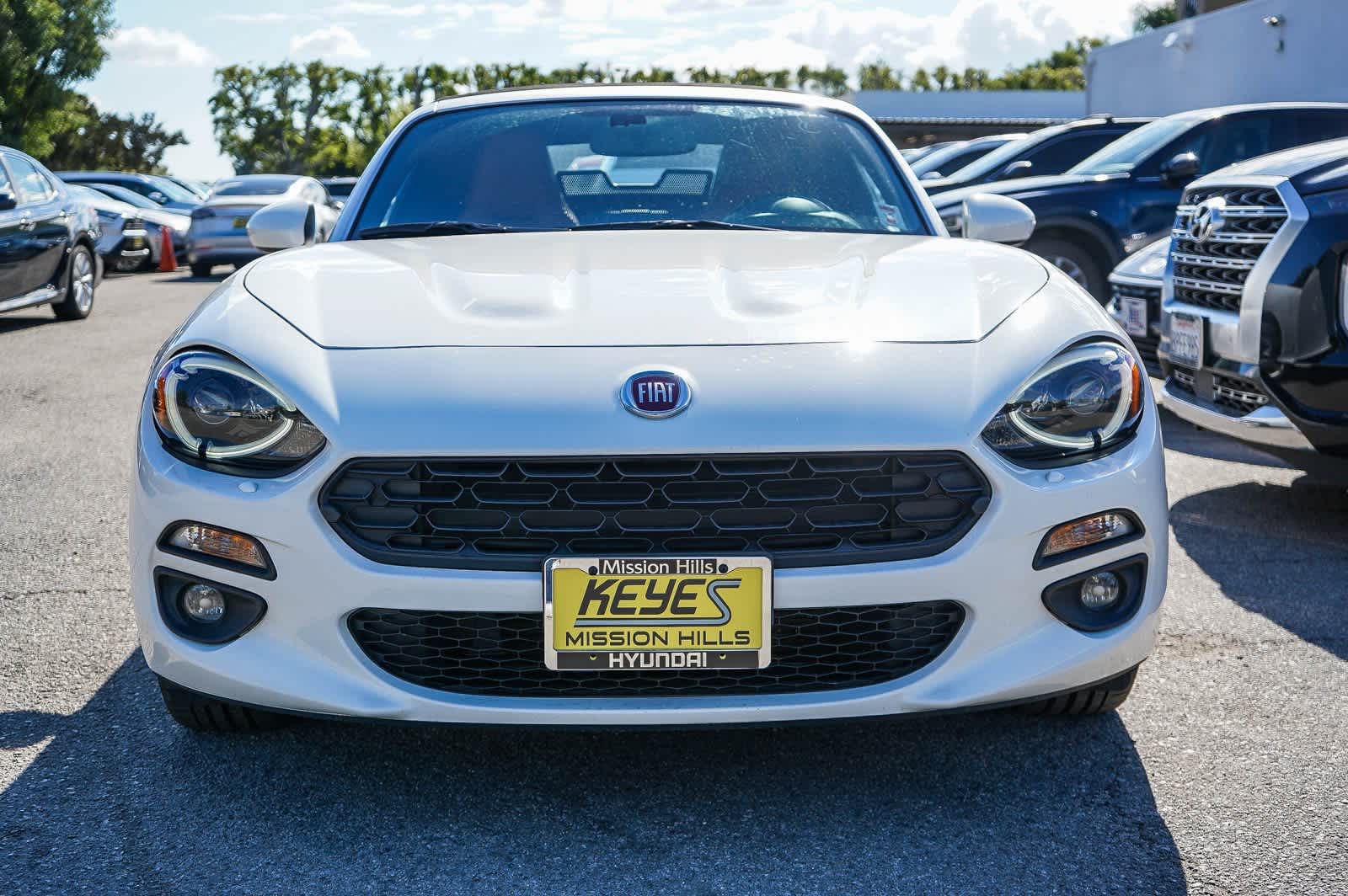 2020 Fiat 124 Spider Lusso photo 2