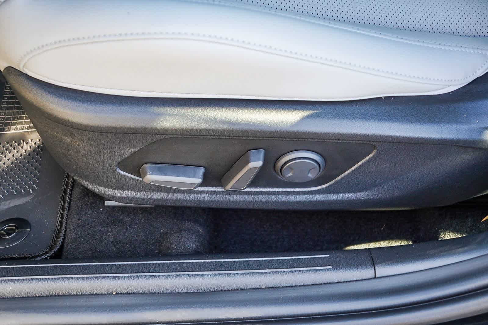 Thumbnail: 2025 Hyundai Elantra - 26