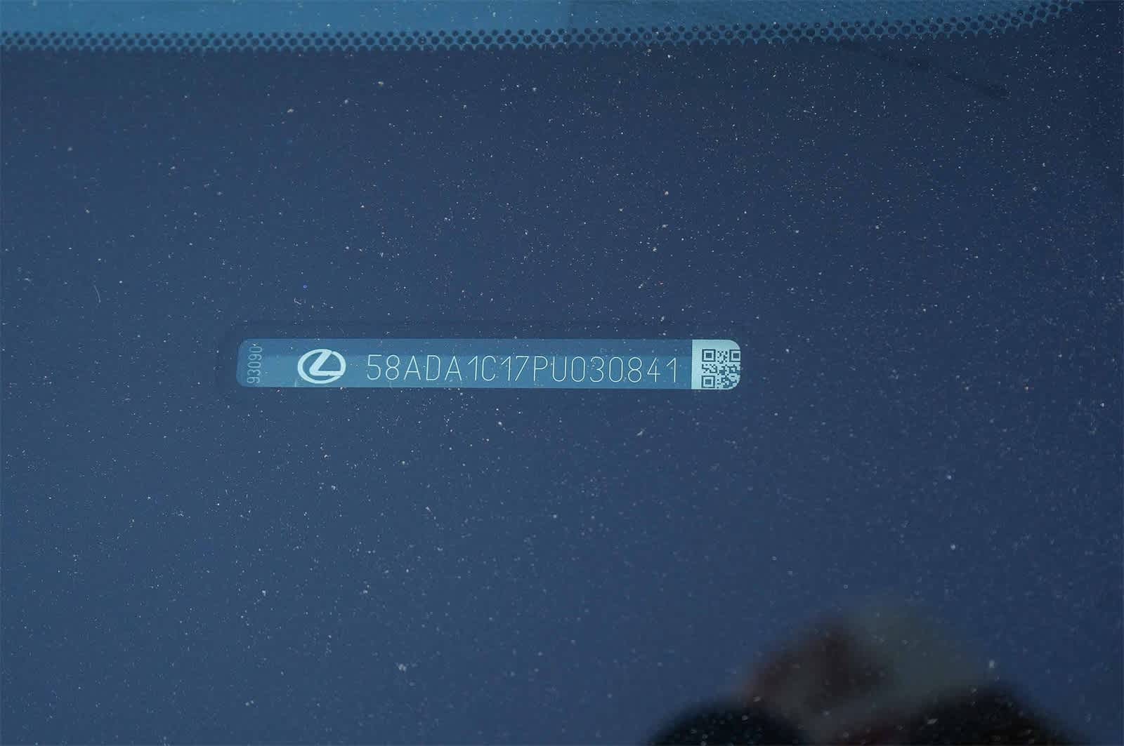 Thumbnail: 2023 Lexus ES - 29