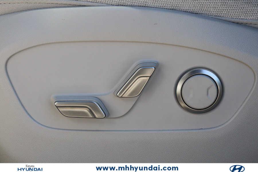 2026 Hyundai IONIQ 9 SE - Photo 23
