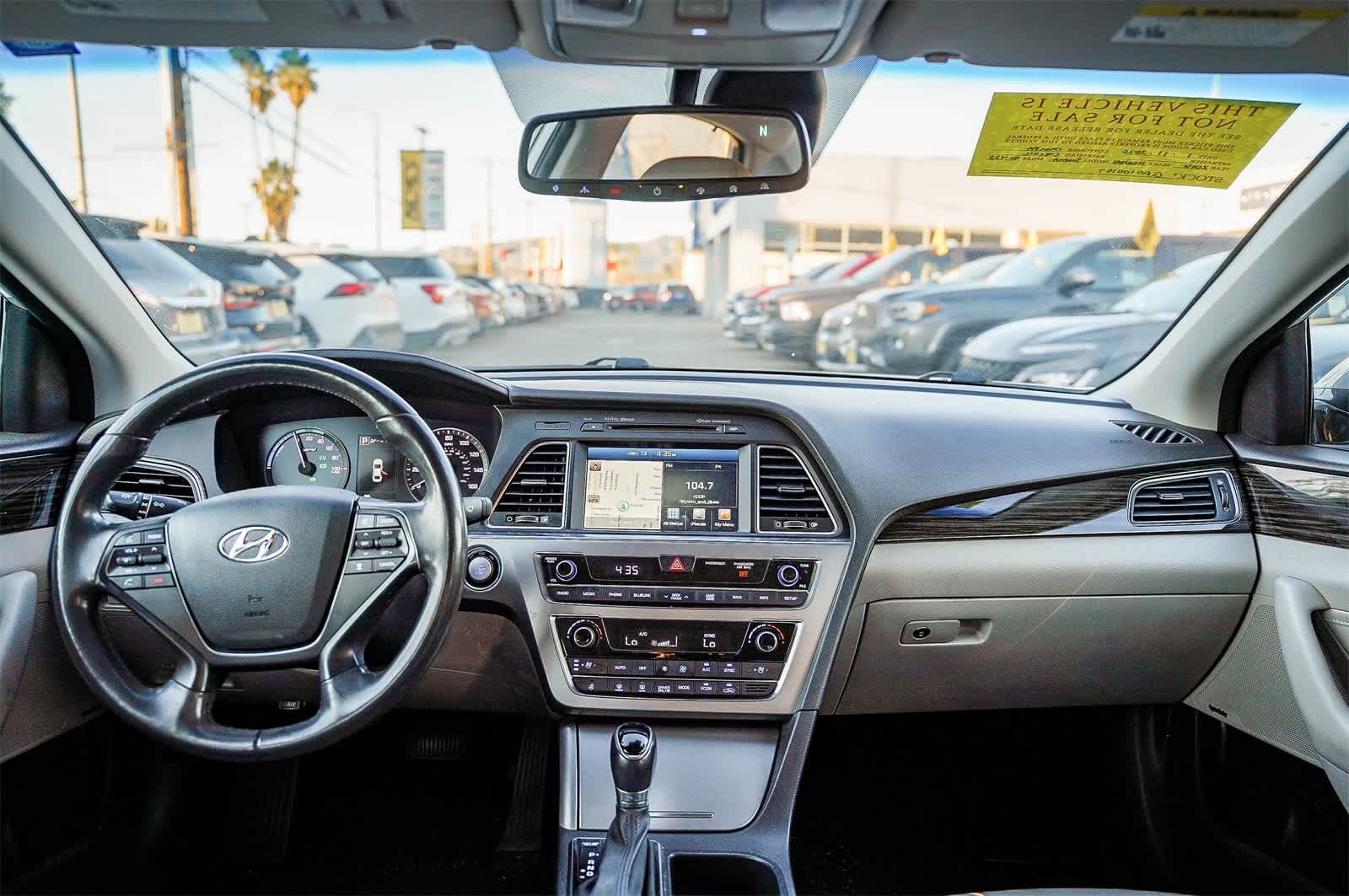 Thumbnail: 2016 Hyundai Sonata - 12