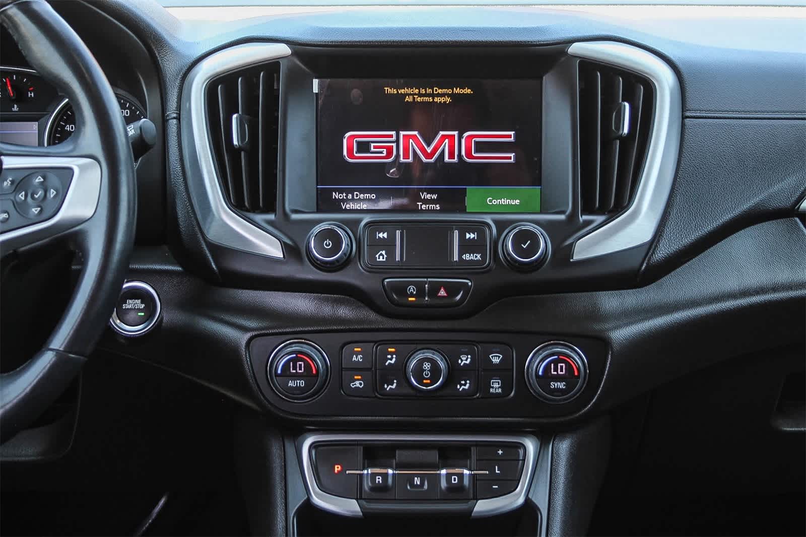 Thumbnail: 2022 GMC Terrain - 16