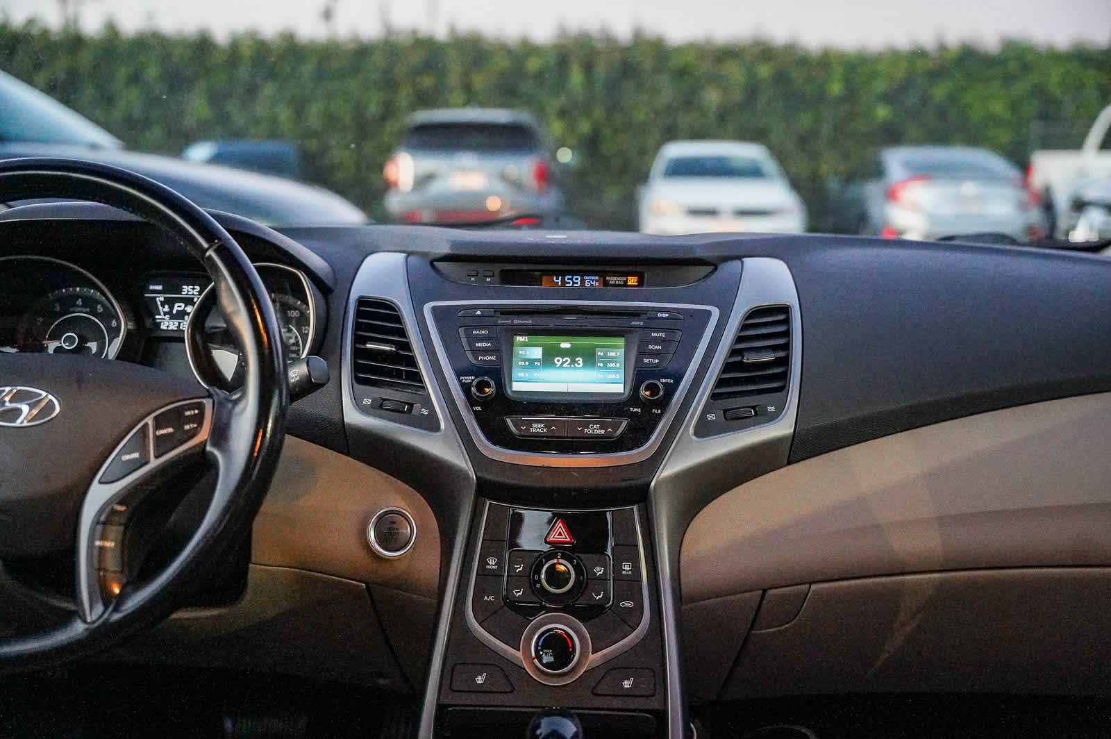 Thumbnail: 2016 Hyundai Elantra - 13