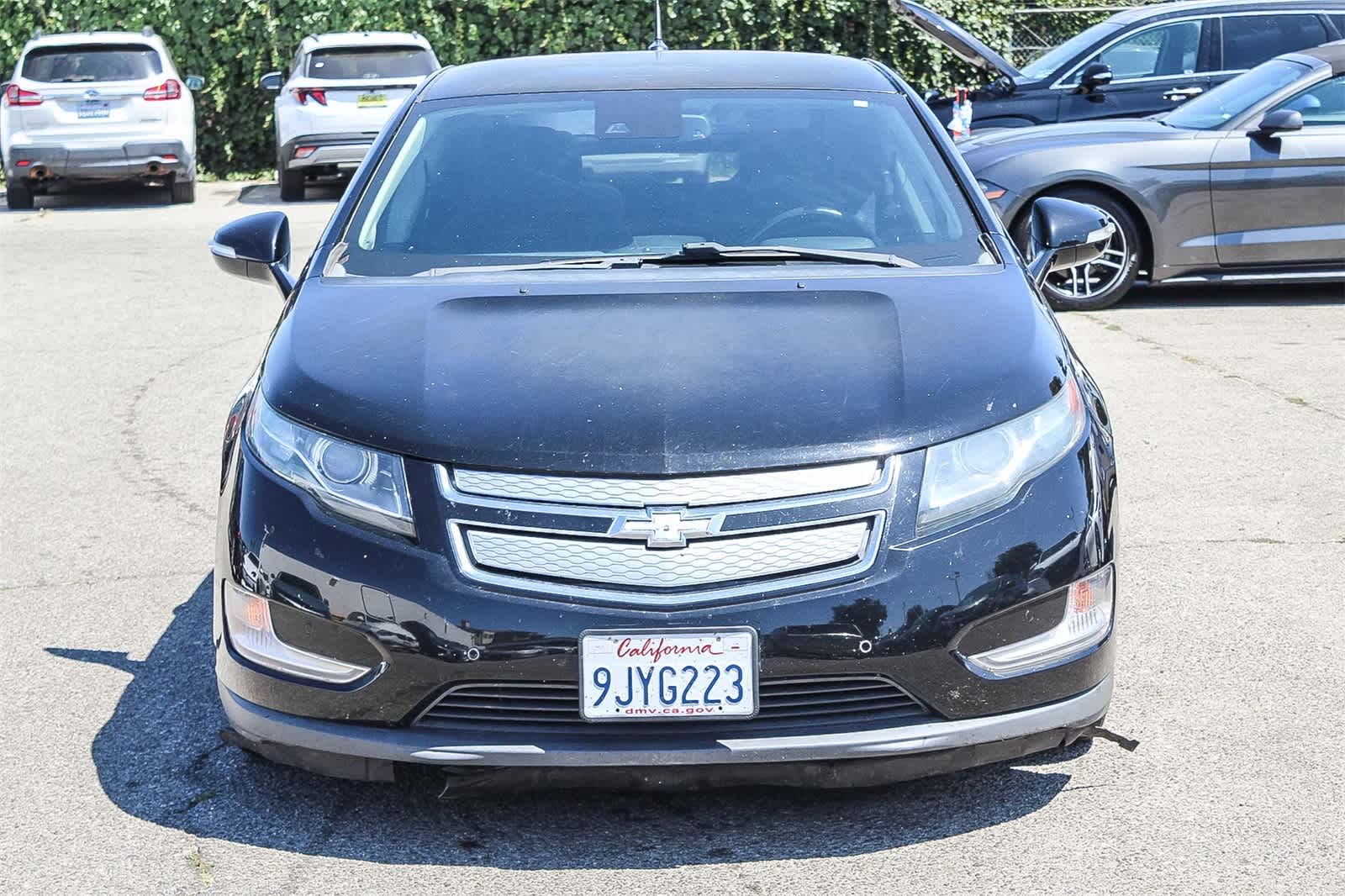 Thumbnail: 2014 Chevrolet Volt - 2
