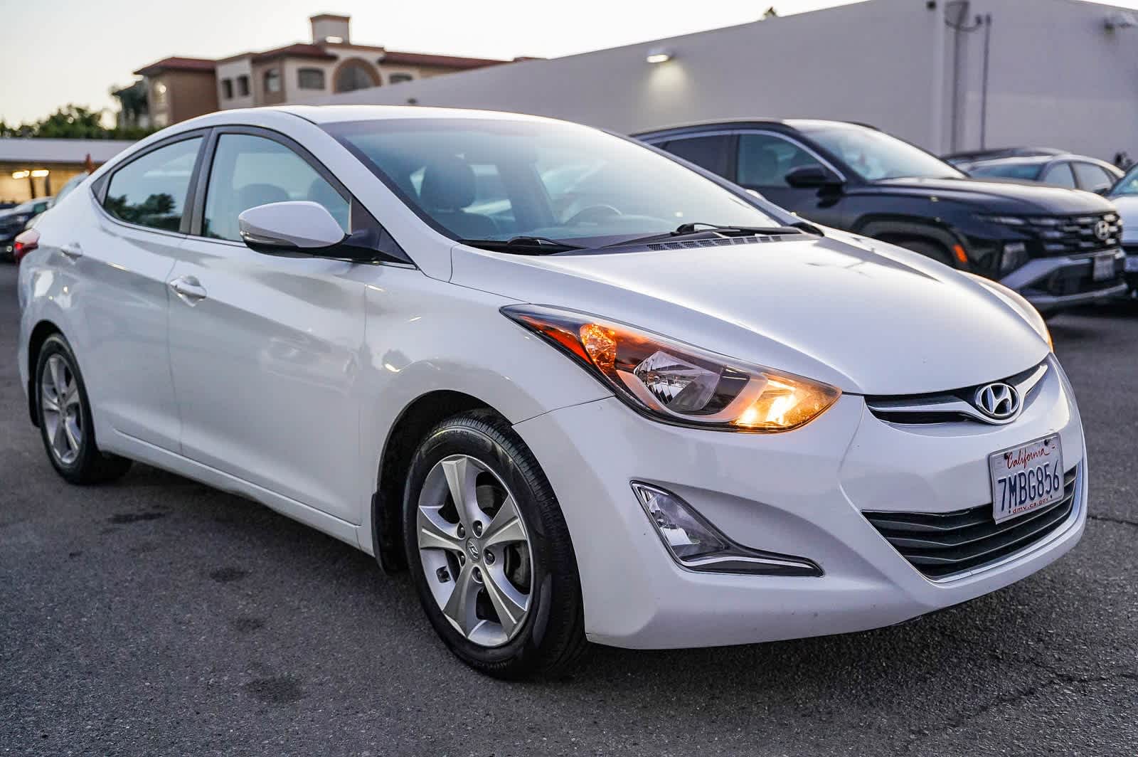 Thumbnail: 2016 Hyundai Elantra - 3