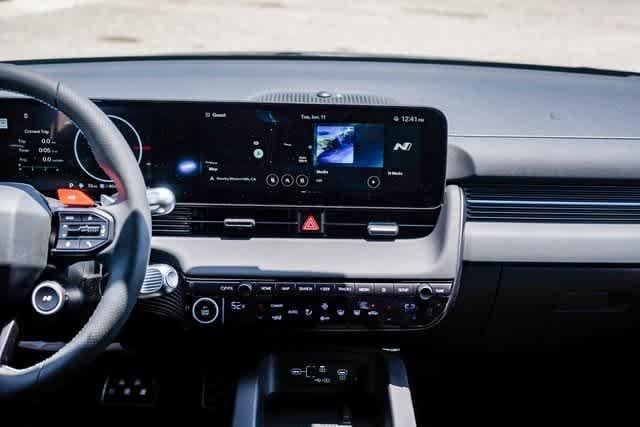 Thumbnail: 2025 Hyundai Ioniq 5 - 12