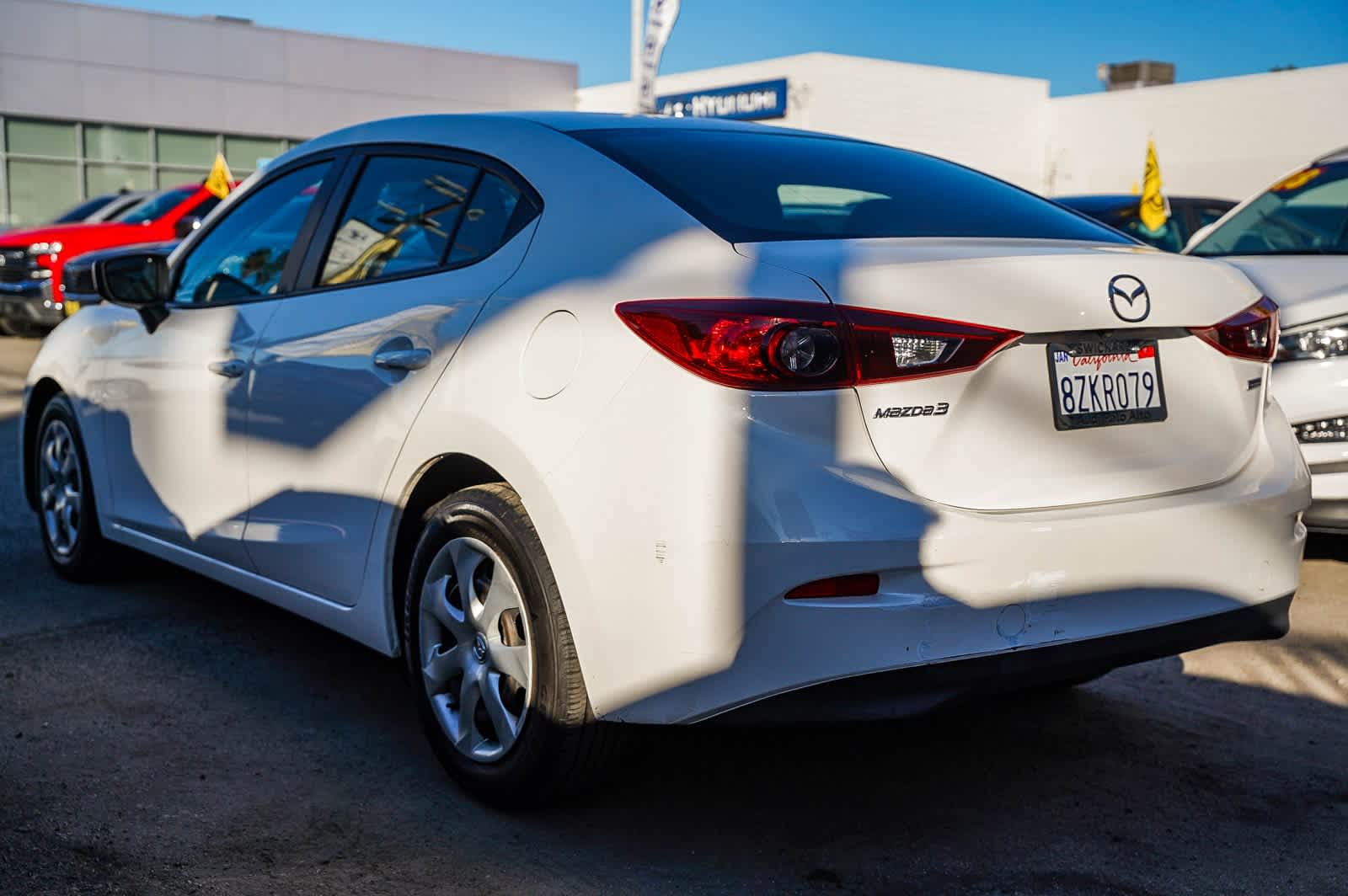 Thumbnail: 2018 Mazda Mazda3 - 6