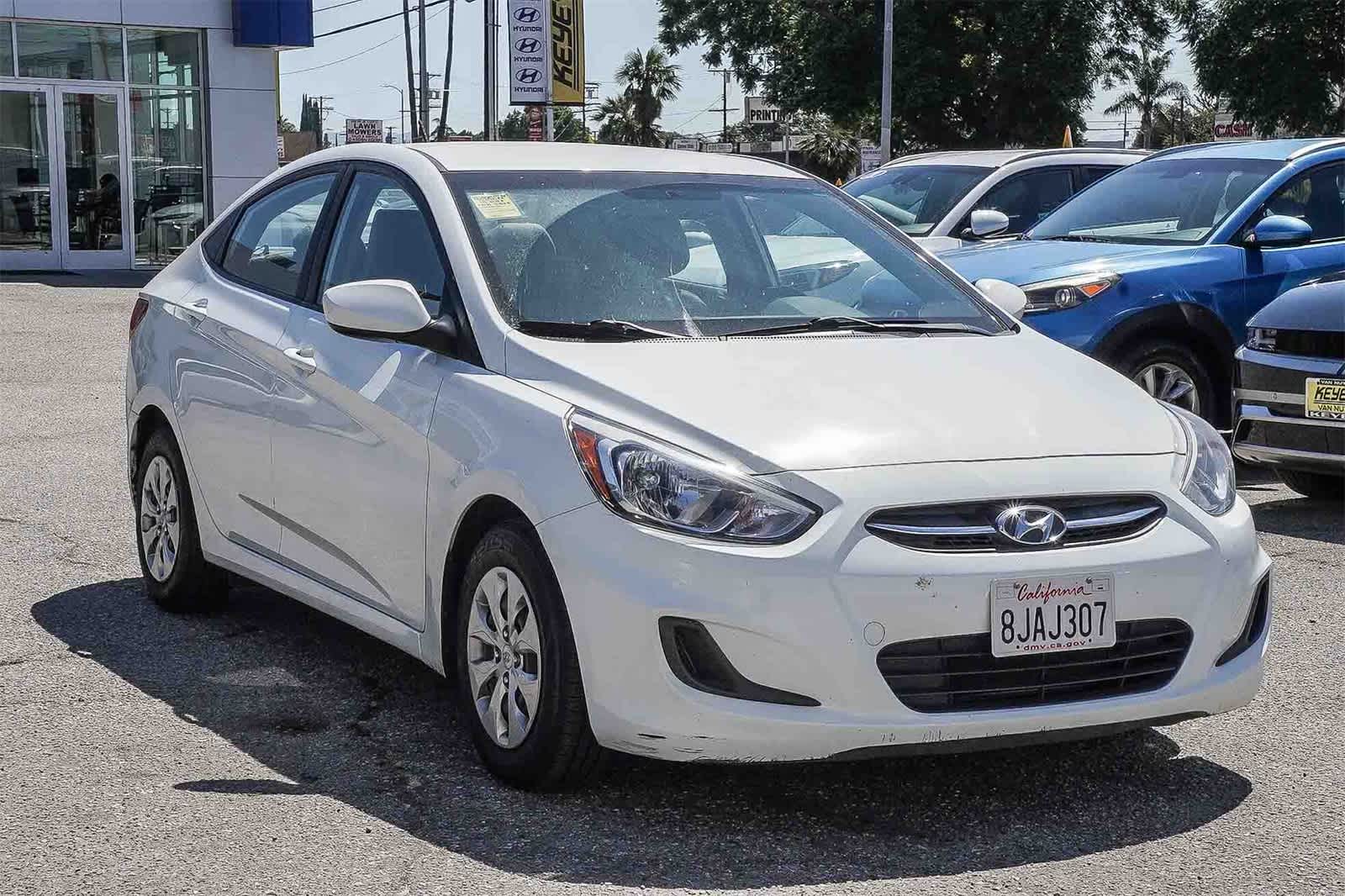 Thumbnail: 2016 Hyundai Accent - 3