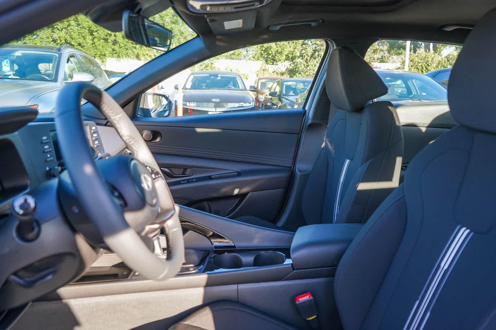 Thumbnail: 2026 Hyundai Elantra - 20