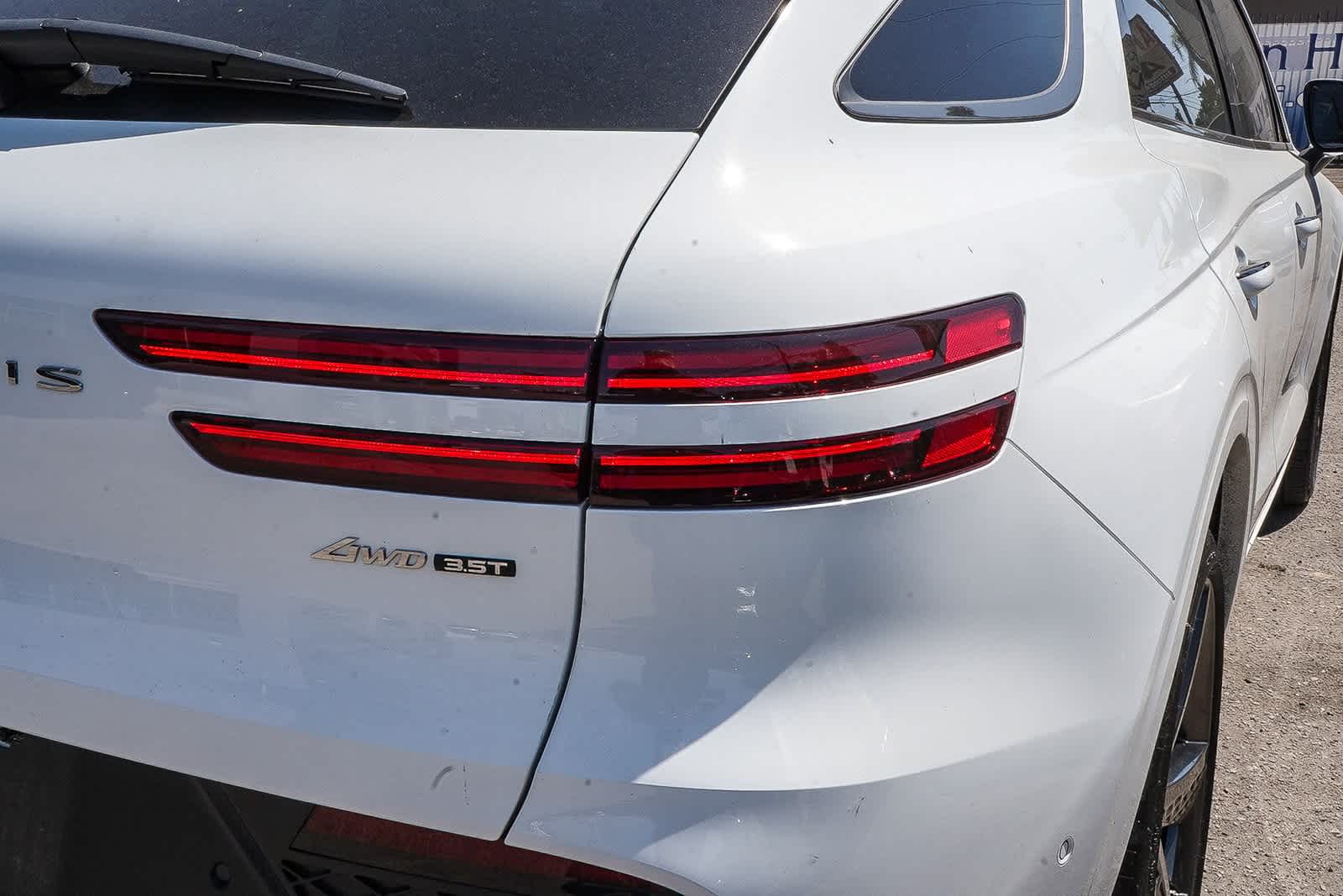 Thumbnail: 2024 Genesis GV70 - 7