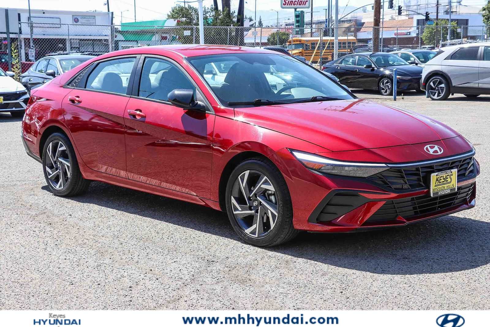 Thumbnail: 2025 Hyundai Elantra - 4