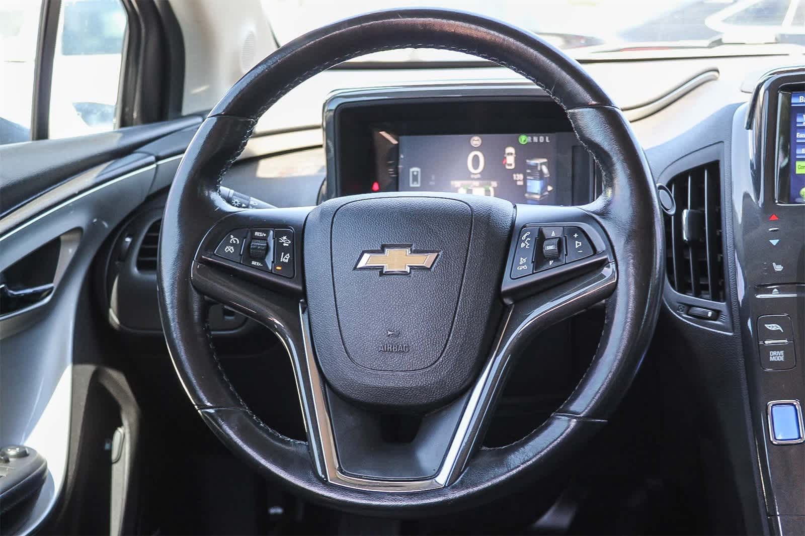 Thumbnail: 2014 Chevrolet Volt - 17