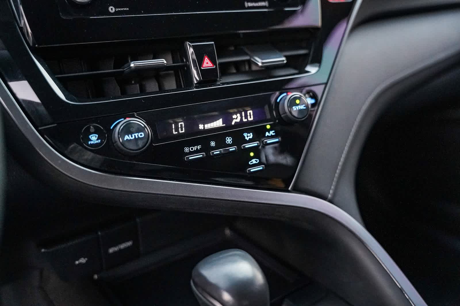 Thumbnail: 2022 Toyota Camry - 22