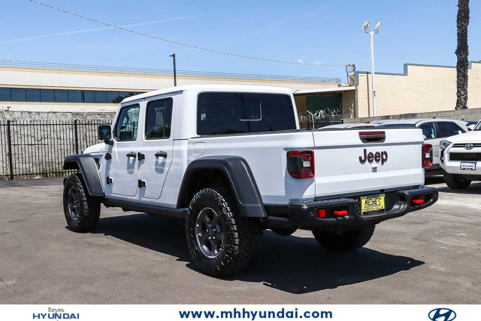 Thumbnail: 2020 Jeep Gladiator - 2