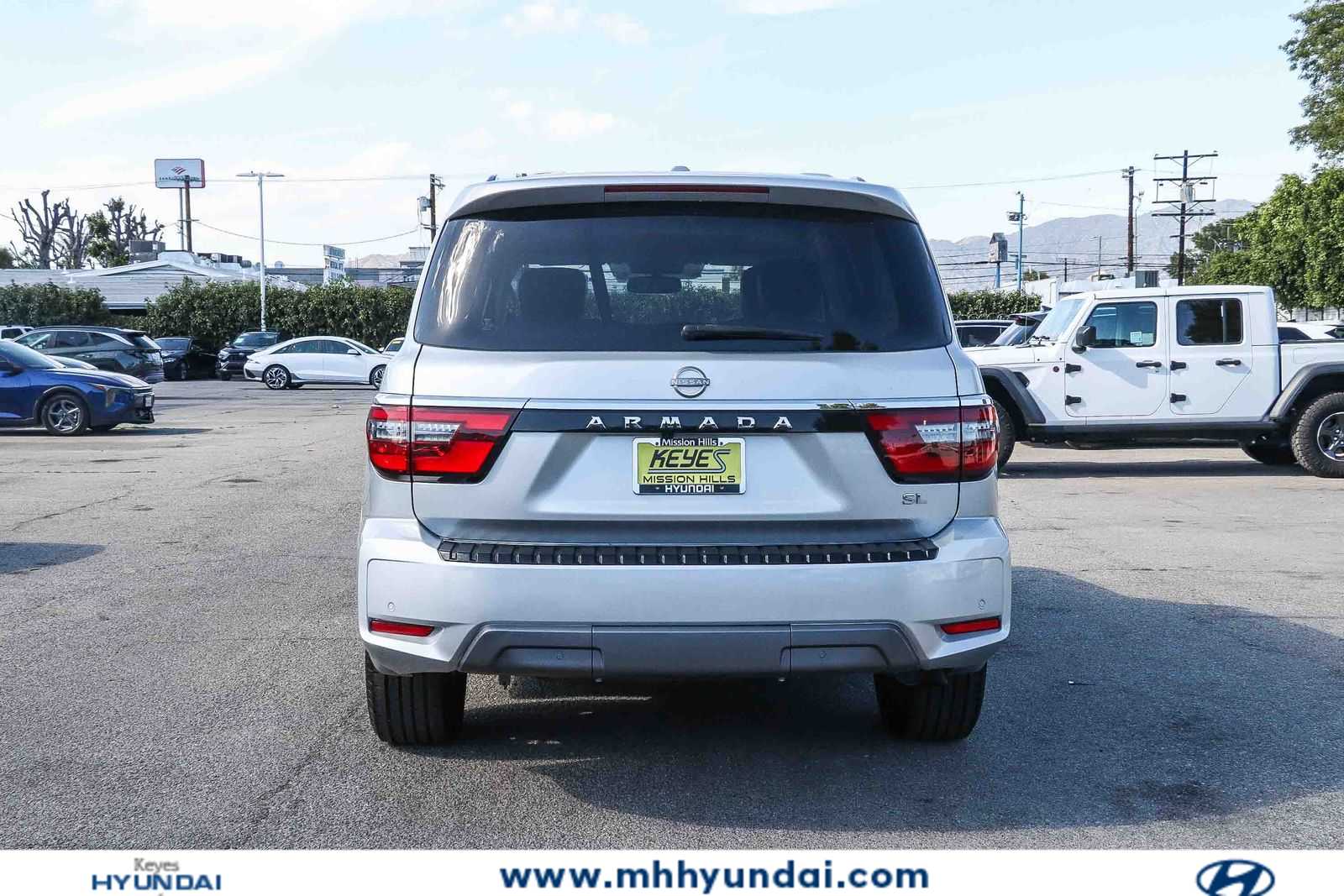 Thumbnail: 2021 Nissan Armada - 2