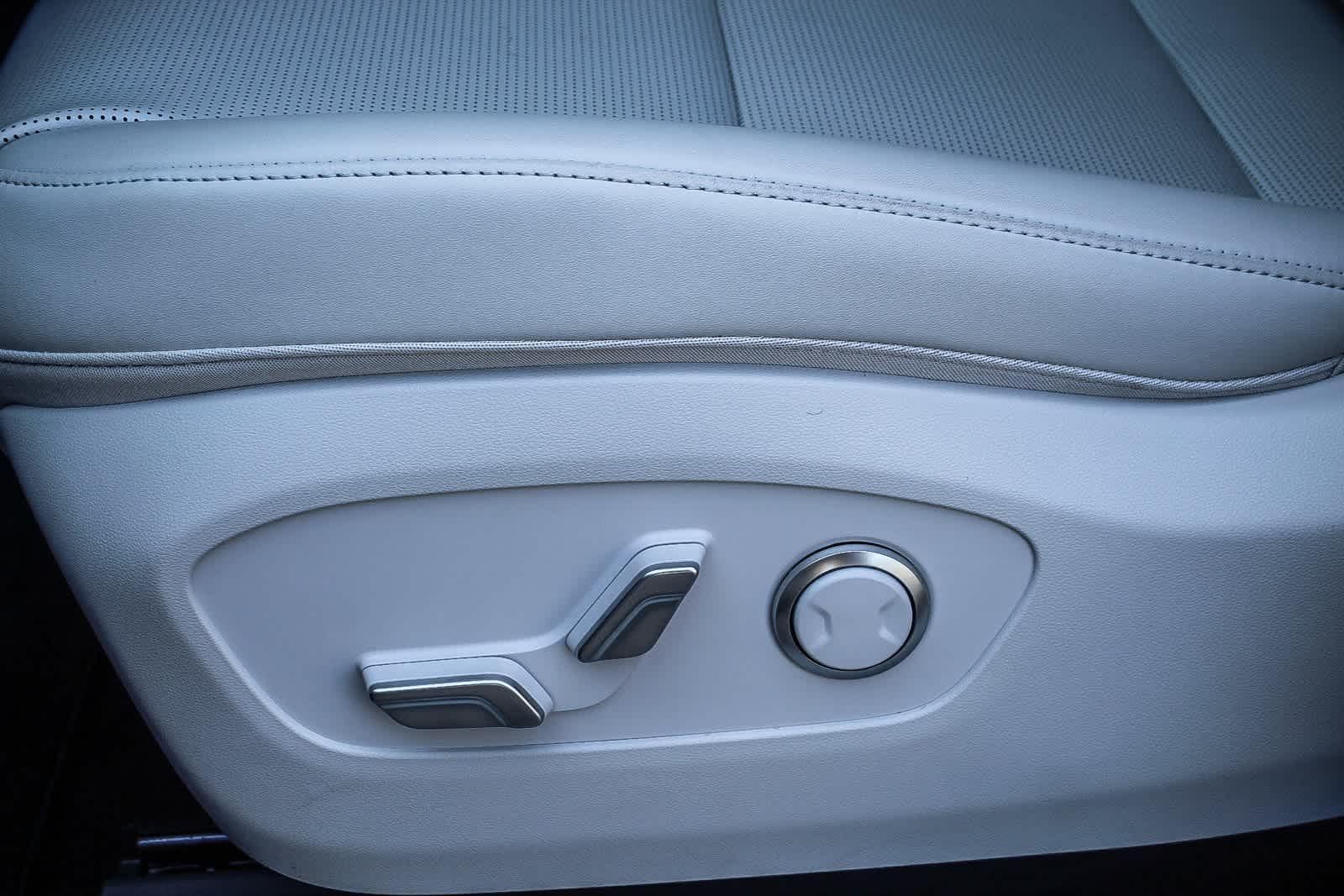 Thumbnail: 2026 Hyundai Ioniq - 25