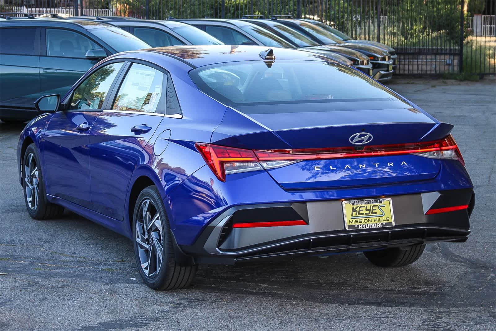 Thumbnail: 2025 Hyundai Elantra - 6